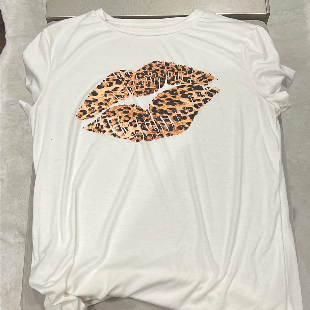 Leopard Print Lips White T-Shirt